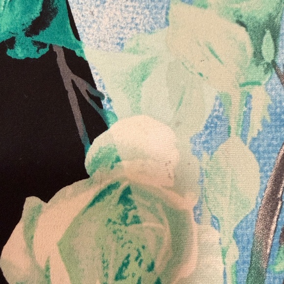 Alfani Black and Blue Floral Tunic Grandmacore - Picture 7 of 7